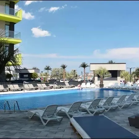 Apartment Alezzi Sunwaves *